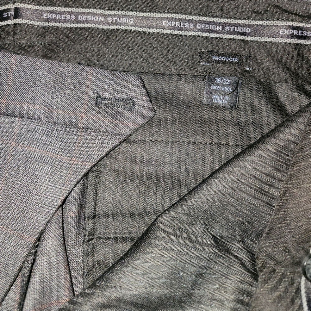 EXPRESS Producer flat front dress slacks.